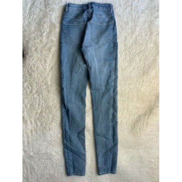 H&M Divided Size 0 Juniors Jeans Mid Rise Light Wash Stretch - Picture 3 of 4